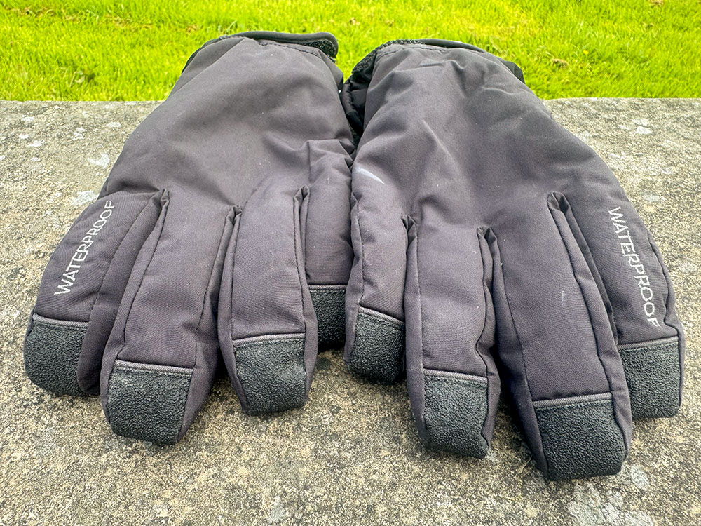 Pair of walking gloves